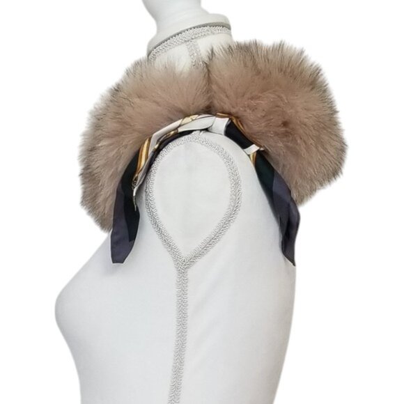 Pink Beige Fox Fur Collar With Scarf - Picture 5 of 6